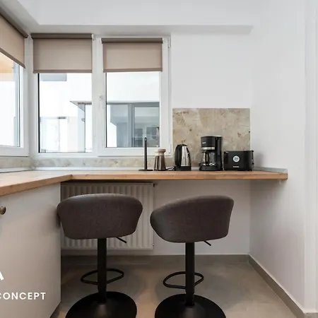 Apartment 711b4