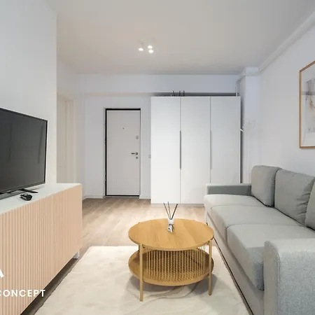 711b4 Apartment *